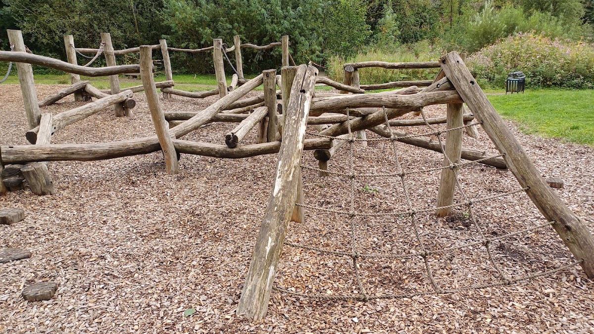 Daisy Nook Playground photo 4