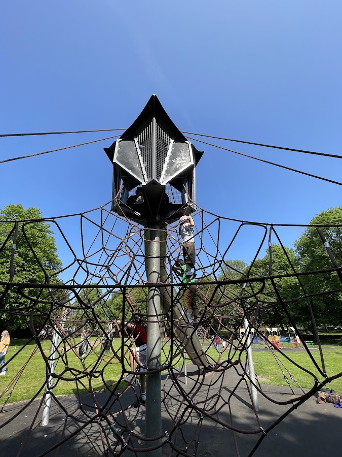 Lightoaks Park Children's Play Area photo 2