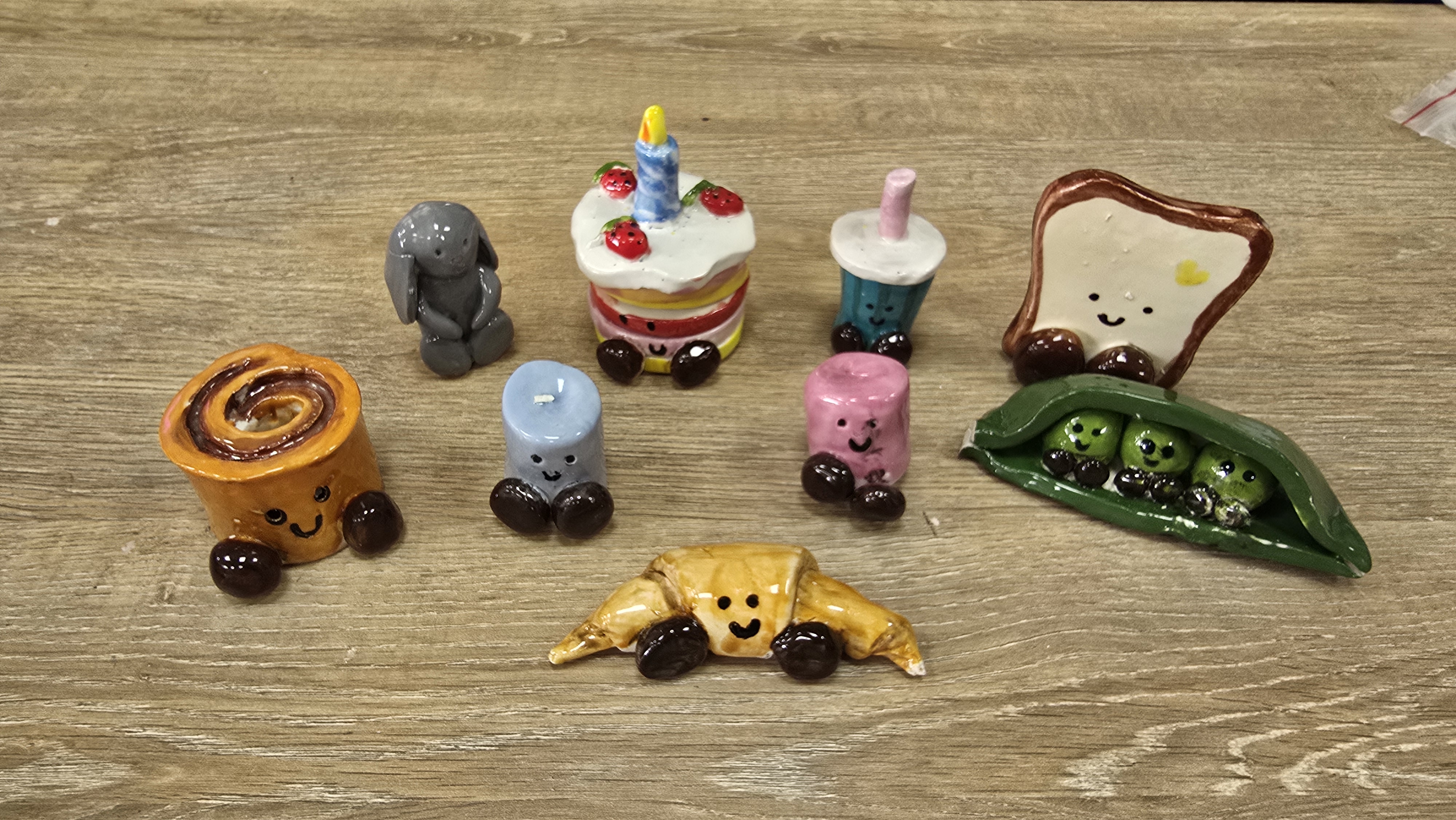 Jelli-Cat inspired clay workshop at The Little Biscuit Pottery Painting Studio