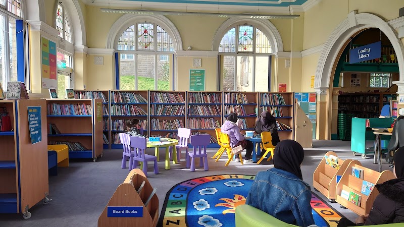 Batley Library photo 2