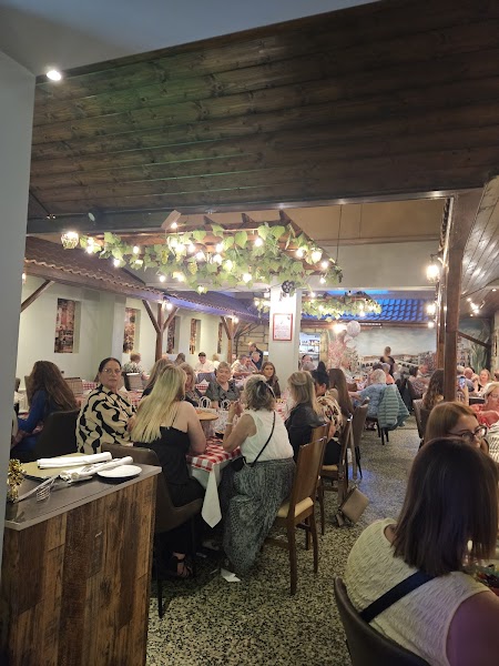 Mamma Mia Pontefract photo 3