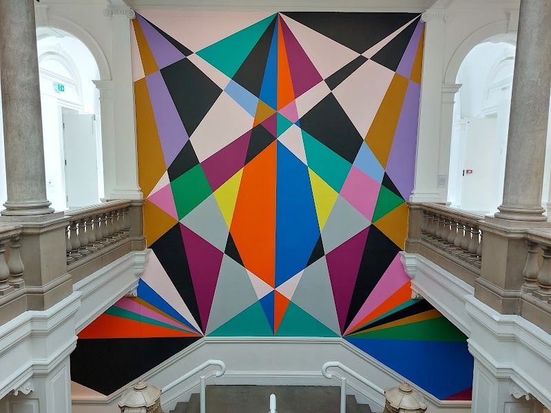 Leeds Art Gallery photo 2