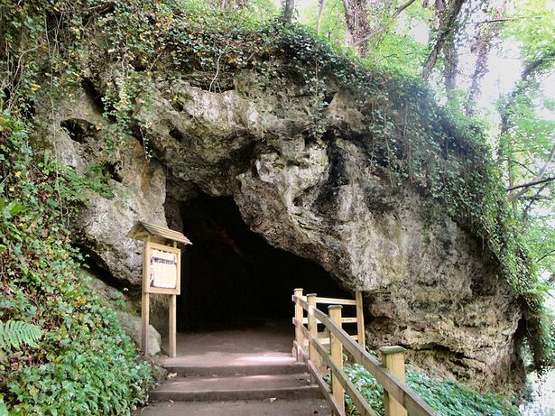 Mother Shipton's Cave photo 2