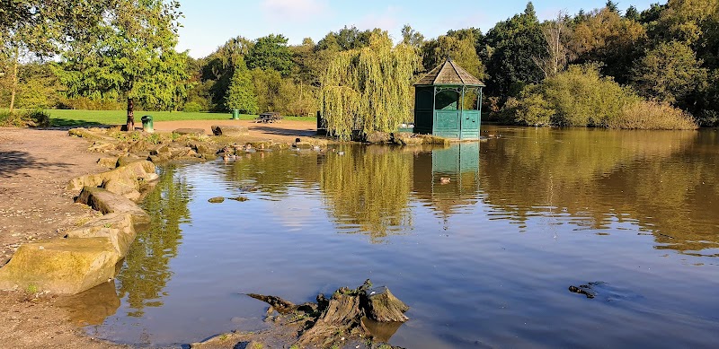 Golden Acre Park photo 2